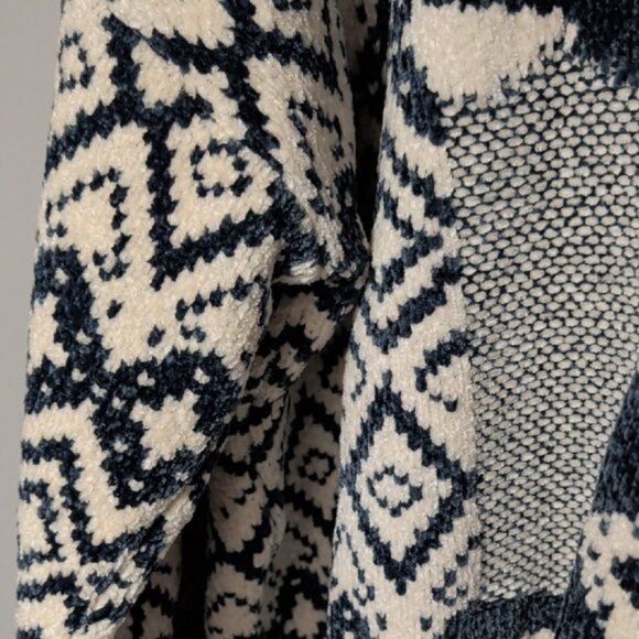 Nordic Patterned Crew Neck Sweater - Cream and Black - Picture 5 of 7